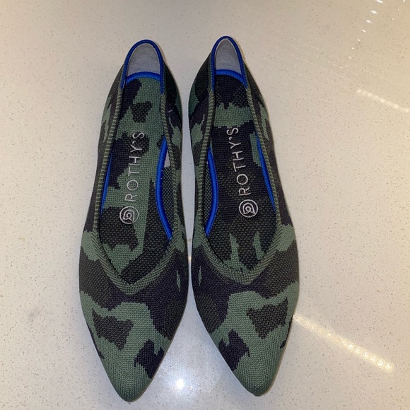 New!! Rothys Olive Camo Point Loafer - Picture 1 of 9